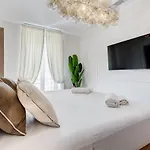 Vatican Design - New! Apartman