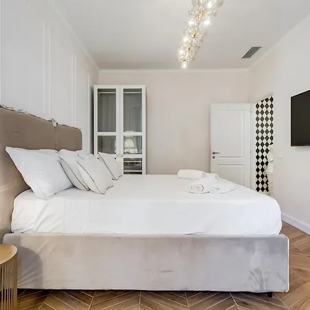 Vatican Design - New! * רומא