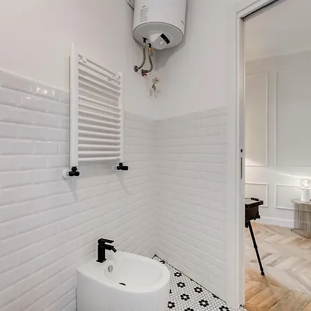 Vatican Design - New! דירה *