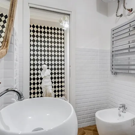 Vatican Design - New! דירה *