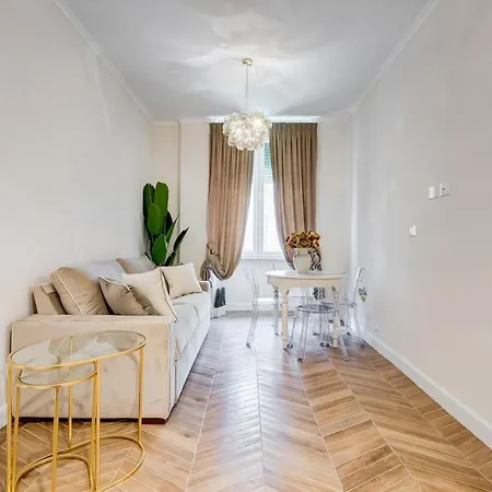 Vatican Design - New! דירה *