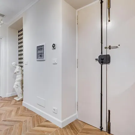 Vatican Design - New!